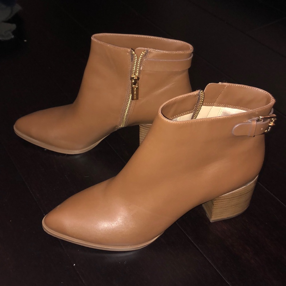 Brown boots Michael’s kors